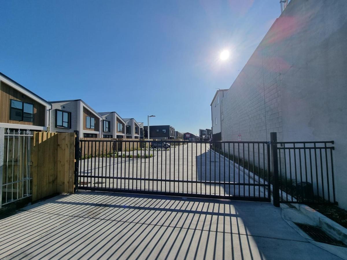 Addington Townhouse With Carpark 8Mins Walk To Hagley Park South Villa Christchurch Buitenkant foto